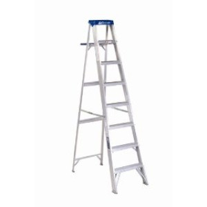 LOUISVILLE LADDER AS2108 8' TYPE I ALUMINUM STEPLADDER 250LB RATING