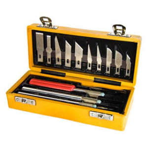 G-FORCE 24288 18 PIECE HOBBY KNIFE SET WITH STORAGE BOX
