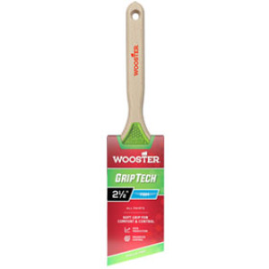 WOOSTER 5401 2-1/2" GRIPTECH ANGLE SASH BRUSH